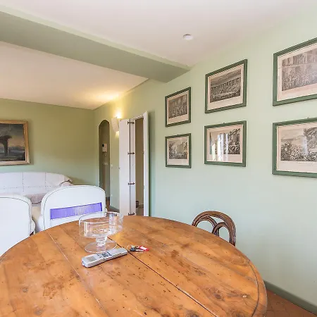 Holiday home Palazzo Balestra Rome